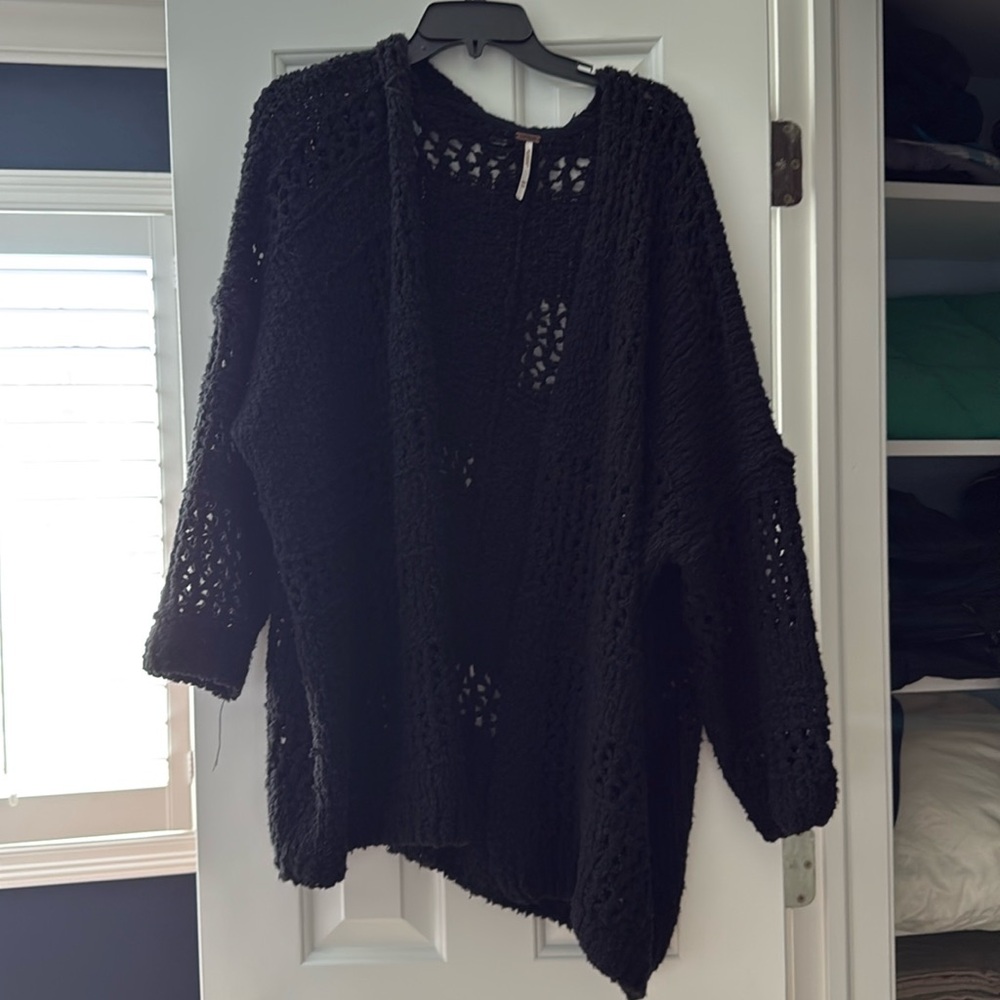 Oversized black free people sweater! Size XS/S!